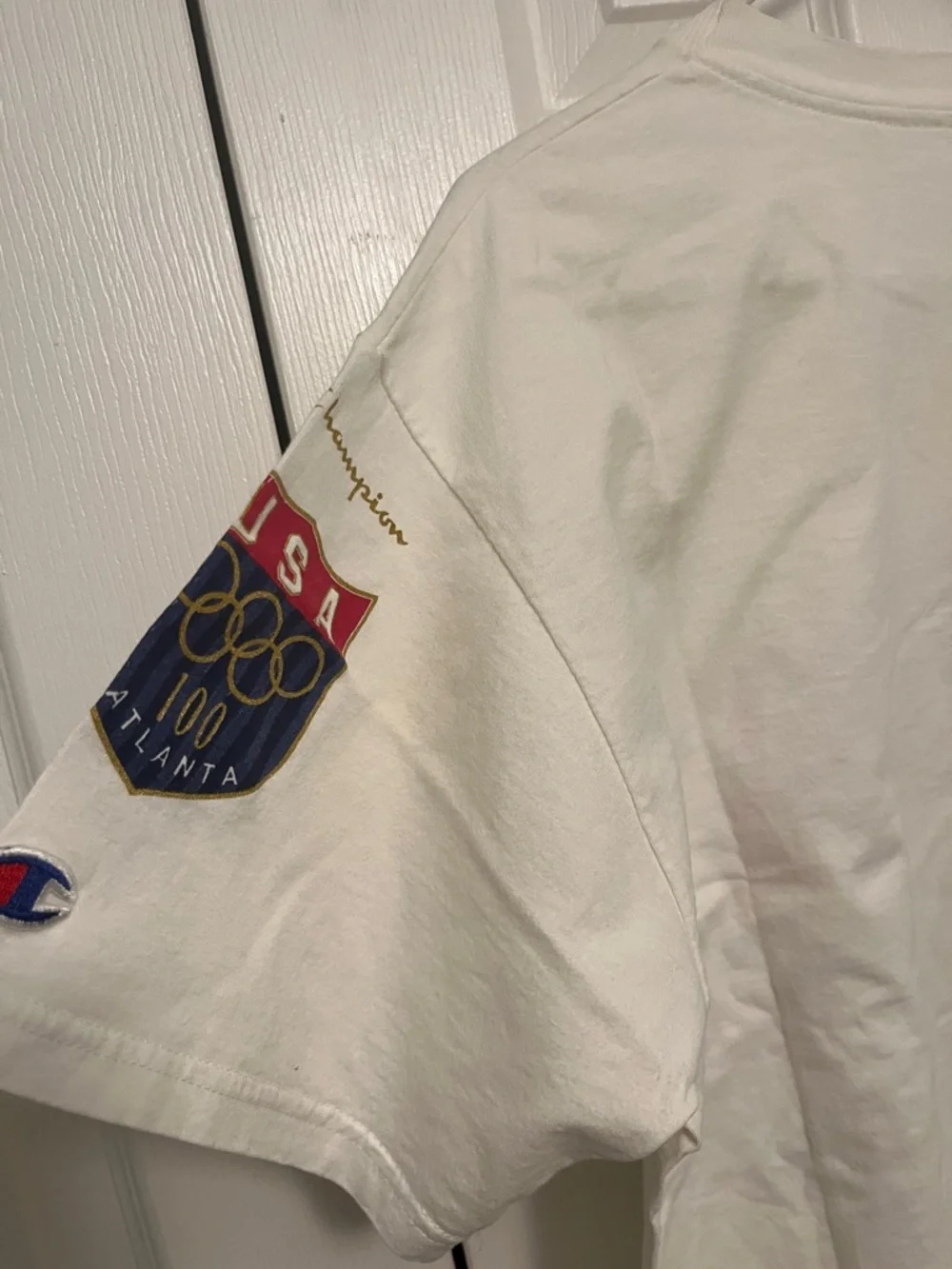 Champion Vintage USA Olympic Rings Graphic Tee - White, Red, Blue, Gold large - Picture 8 of 9